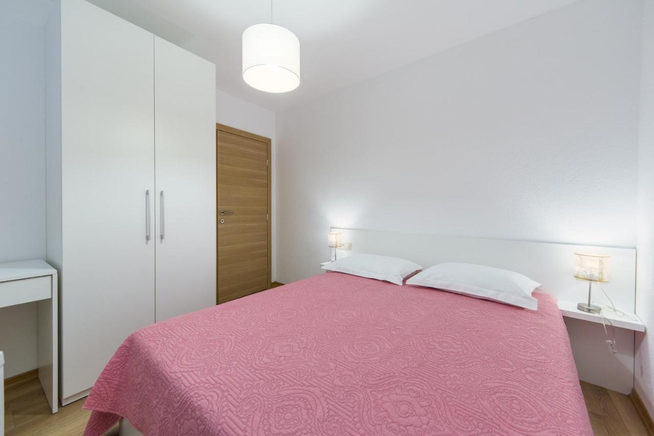 Apartments Zvonik Брист Екстер'єр фото