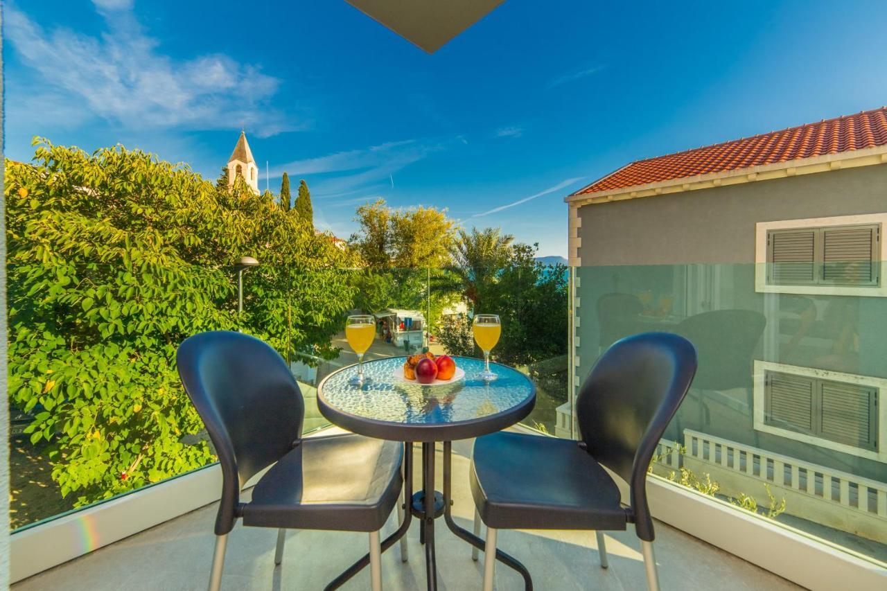 Apartments Zvonik Брист Екстер'єр фото
