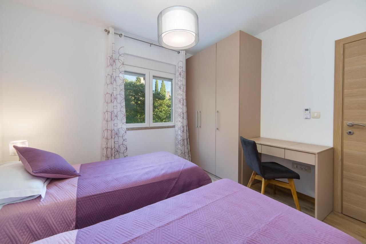 Apartments Zvonik Брист Екстер'єр фото