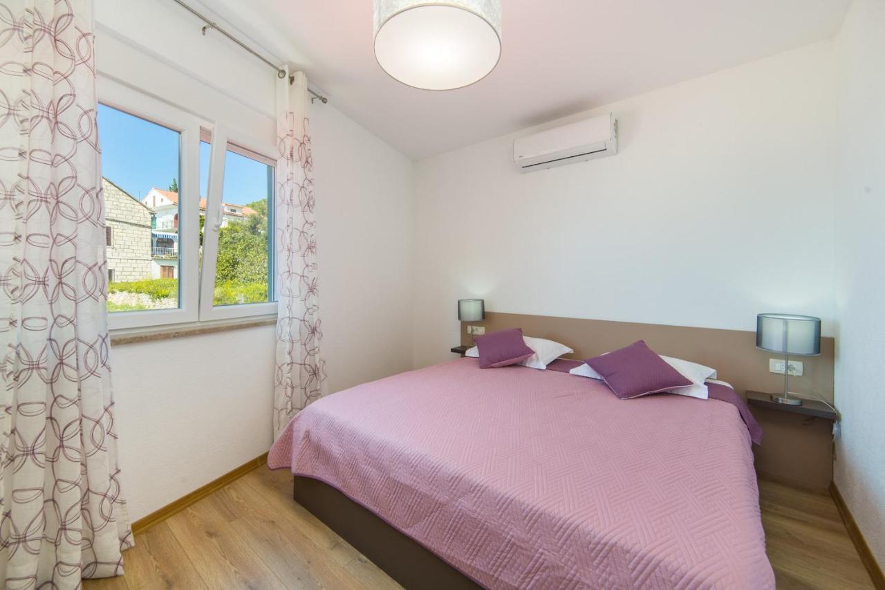 Apartments Zvonik Брист Екстер'єр фото