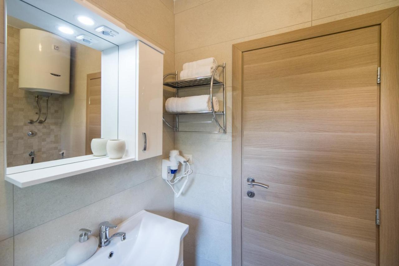 Apartments Zvonik Брист Екстер'єр фото