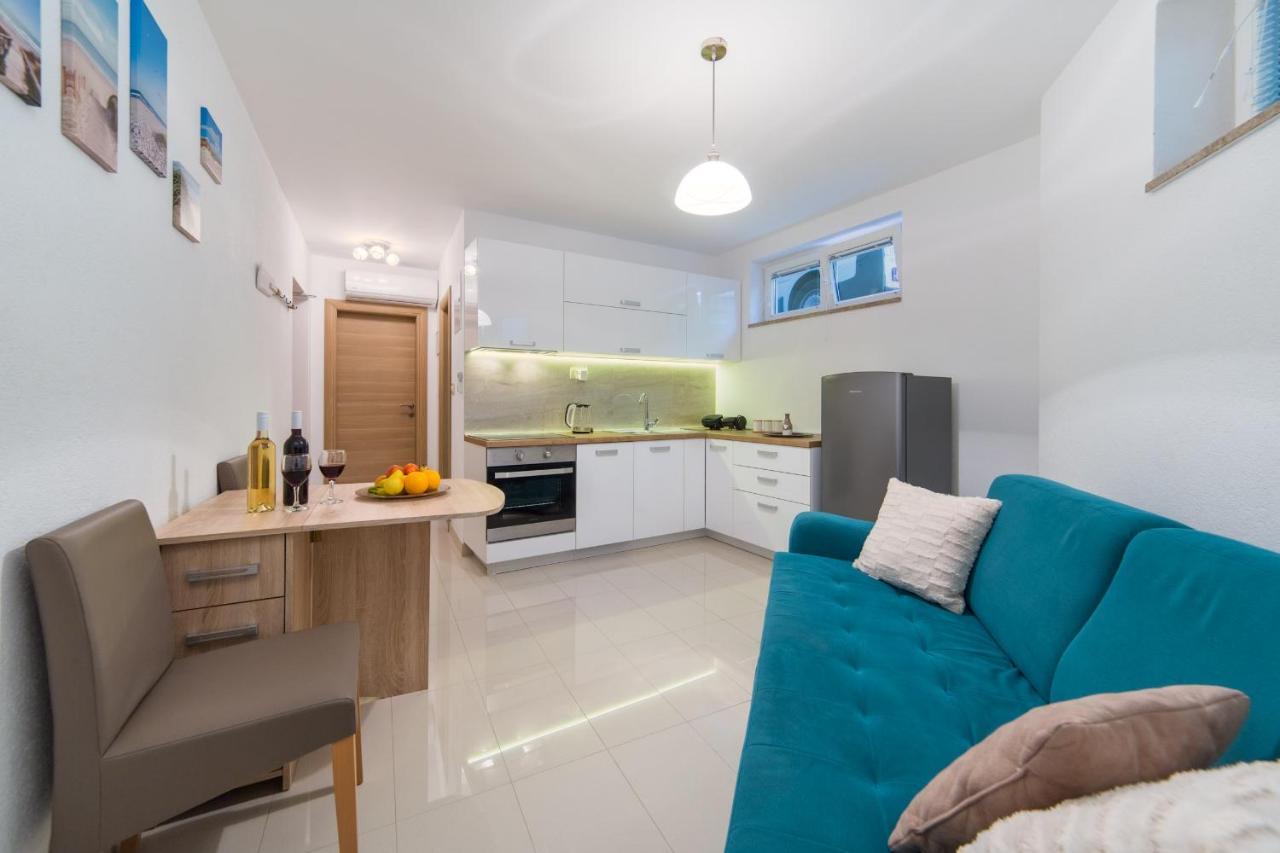 Apartments Zvonik Брист Екстер'єр фото